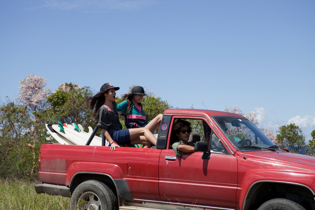 friends-driving-off-road-in-puerto-rico